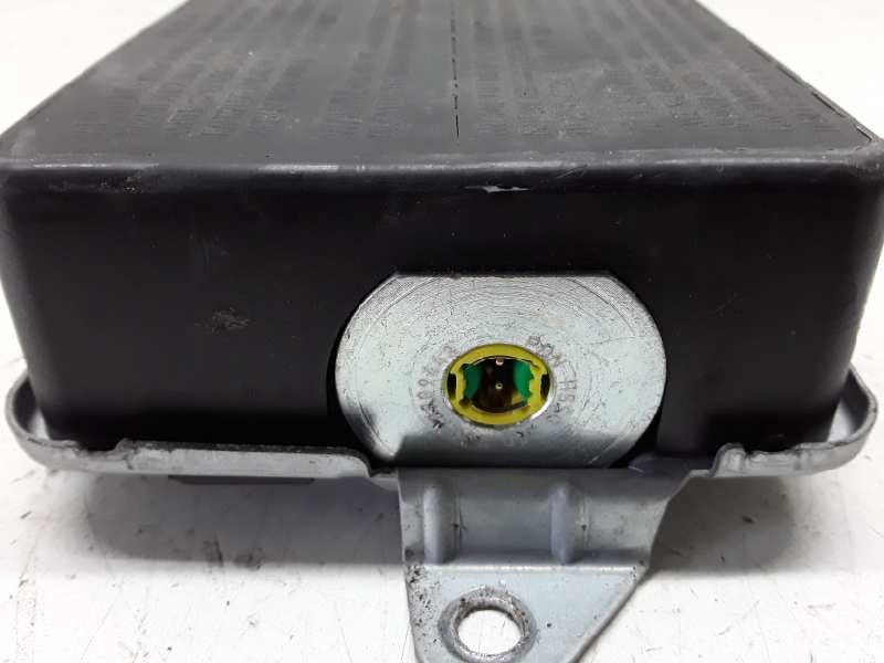 Recambio de airbag lateral derecho para mercedes-benz vaneo (w414) furgoneta compacta cdi (414.700) referencia OEM IAM 002704243