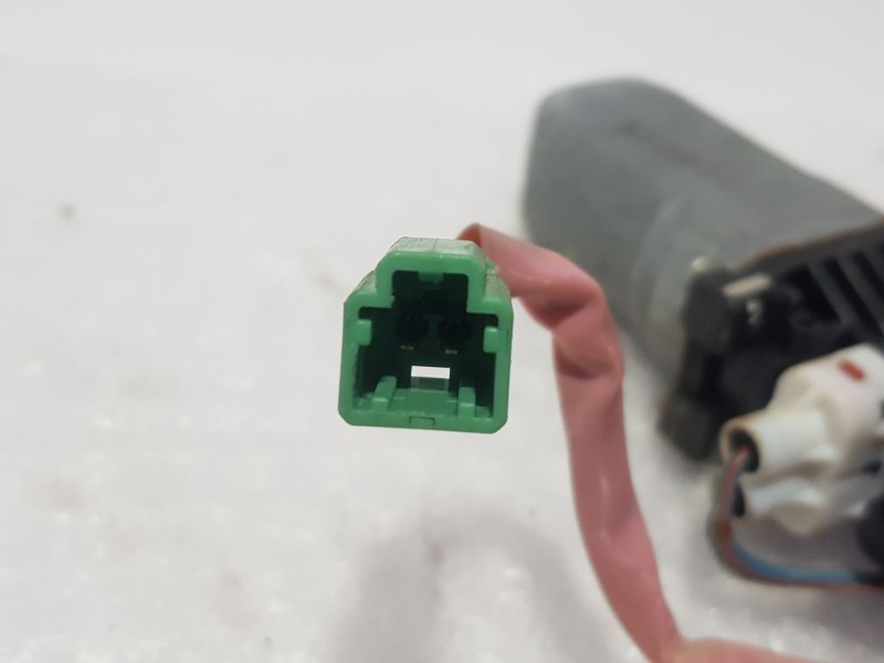 Recambio de elevalunas trasero derecho para honda cr-v (rd8) ls referencia OEM IAM   ELECTRICO 2 PINS