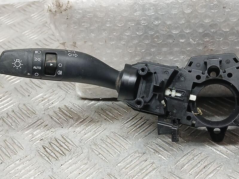 Recambio de mando luces y limpia para kia rio (yb) tech referencia OEM IAM 93403H8850  