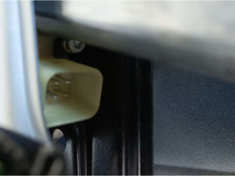 Recambio de elevalunas trasero derecho para mercedes-benz clase c (w203) berlina 220 cdi (la) (203.008) referencia OEM IAM A2037