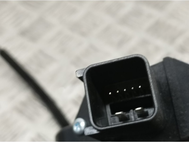 Recambio de elevalunas delantero izquierdo para opel astra k lim. 5türig business referencia OEM IAM 13406673 C31347102 ELECTRIC