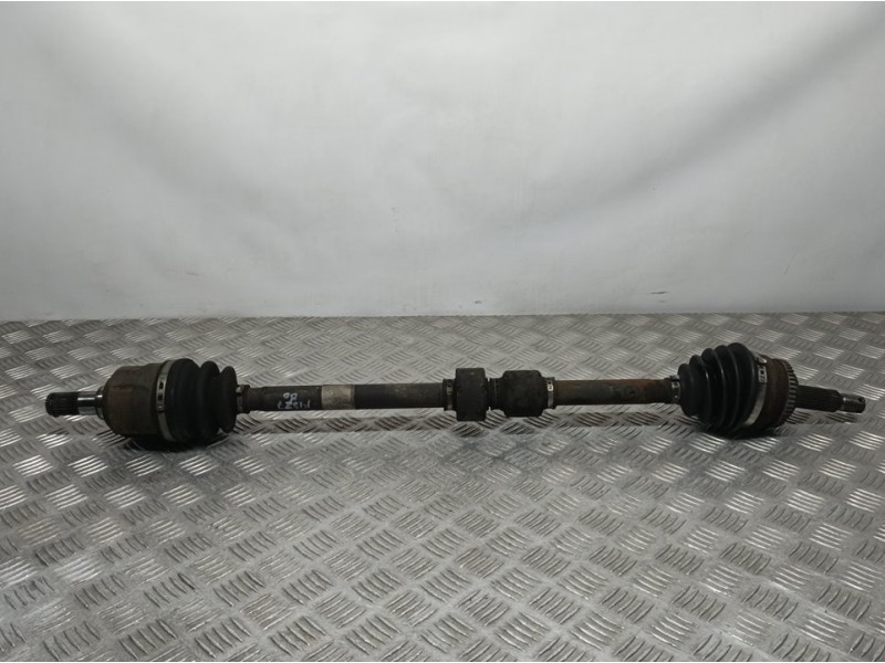 Recambio de transmision delantera derecha para hyundai i30cw comfort referencia OEM IAM 495002L210  