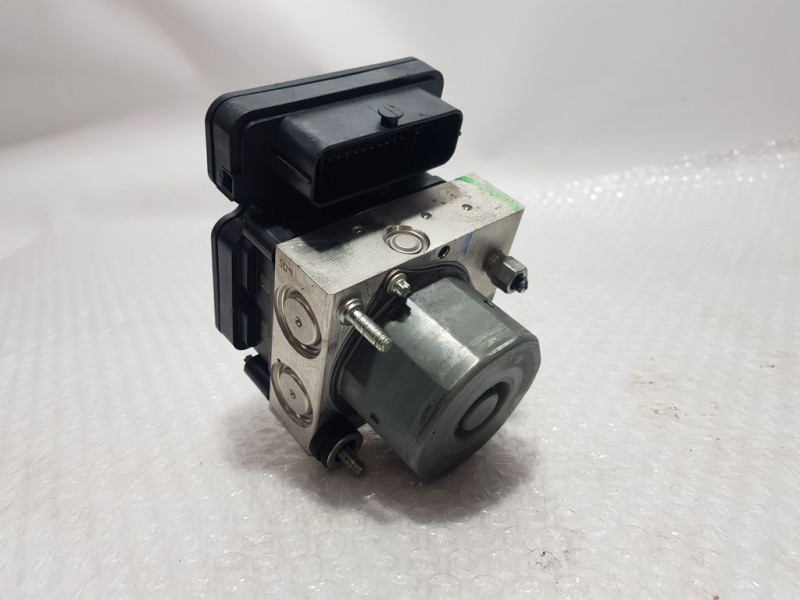 Recambio de abs para nissan qashqai (j11) tekna referencia OEM IAM 476604EA1D 269620 BOSCH
