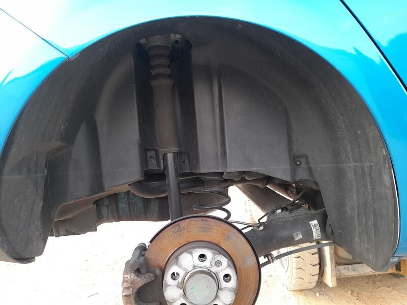 Recambio de plastico pase rueda tras. dch. para seat ibiza iv (6j5, 6p1) 1.2 tsi referencia OEM IAM 6P0810970A  