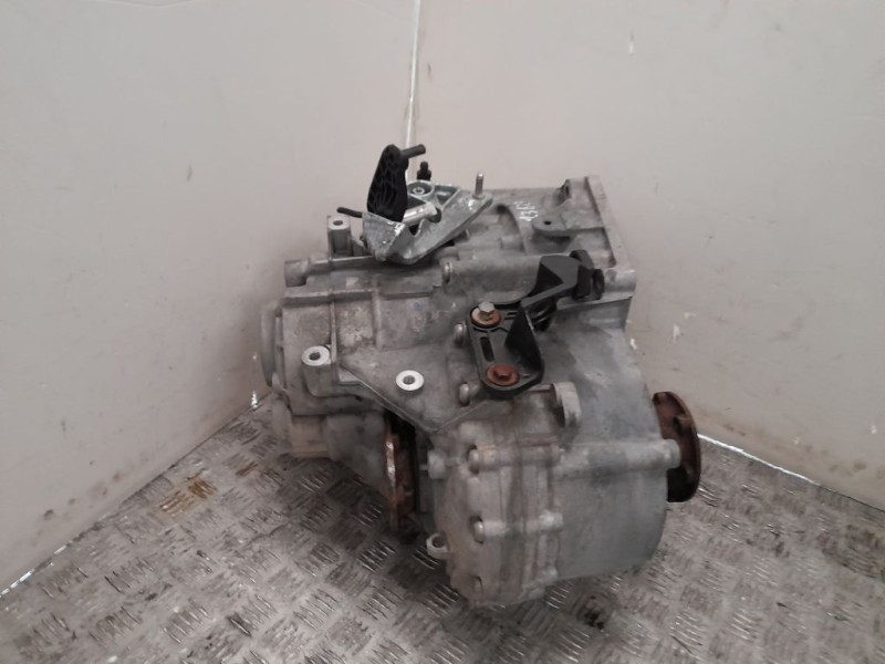 Recambio de caja cambios para volkswagen scirocco (137) 2.0 tdi (103kw) referencia OEM IAM LHD 04119P02 6VELOCIDADES