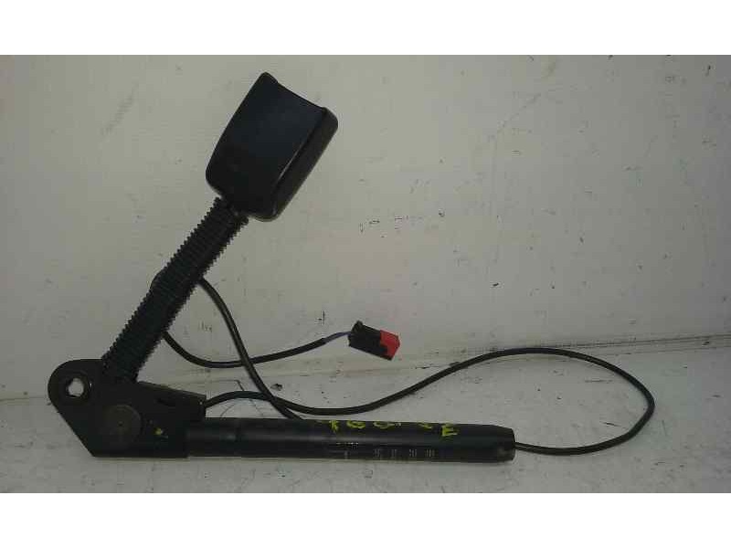 Recambio de pretensor airbag izquierdo para ford focus berlina (cak) ghia referencia OEM IAM   