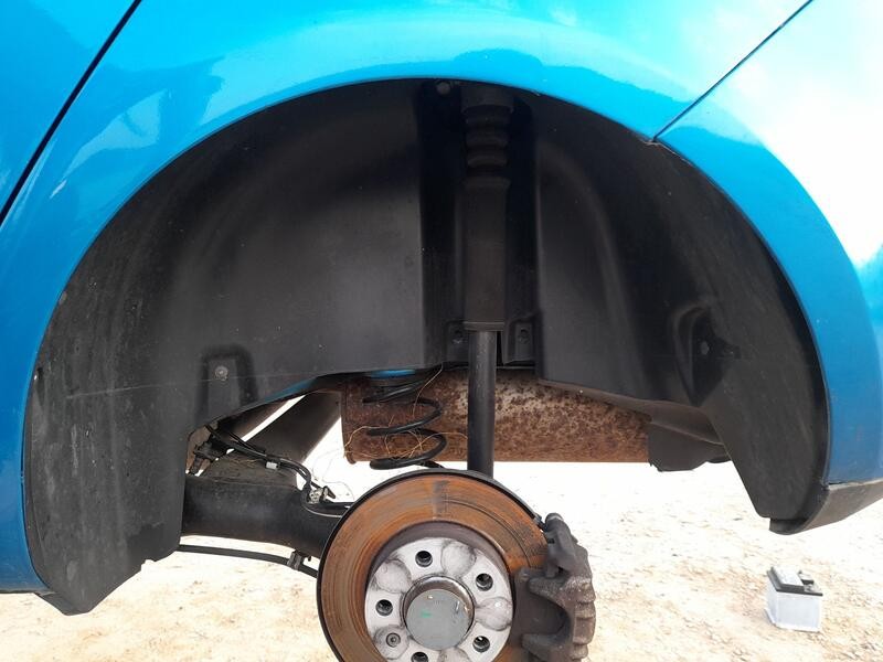 Recambio de plastico pase rueda tras. izq. para seat ibiza iv (6j5, 6p1) 1.2 tsi referencia OEM IAM 6P0810969A  