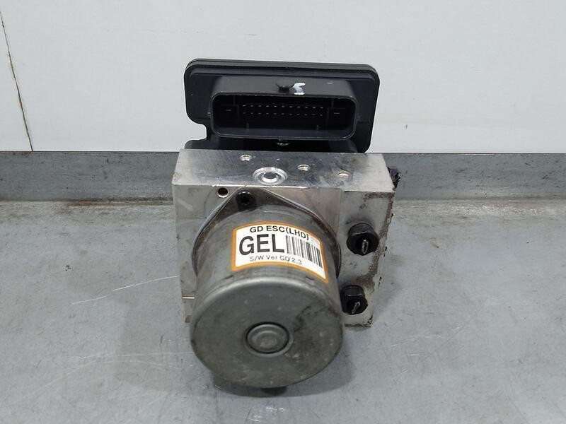 Recambio de abs para hyundai i30 (gd) base referencia OEM IAM 58920A6210 a658920500 