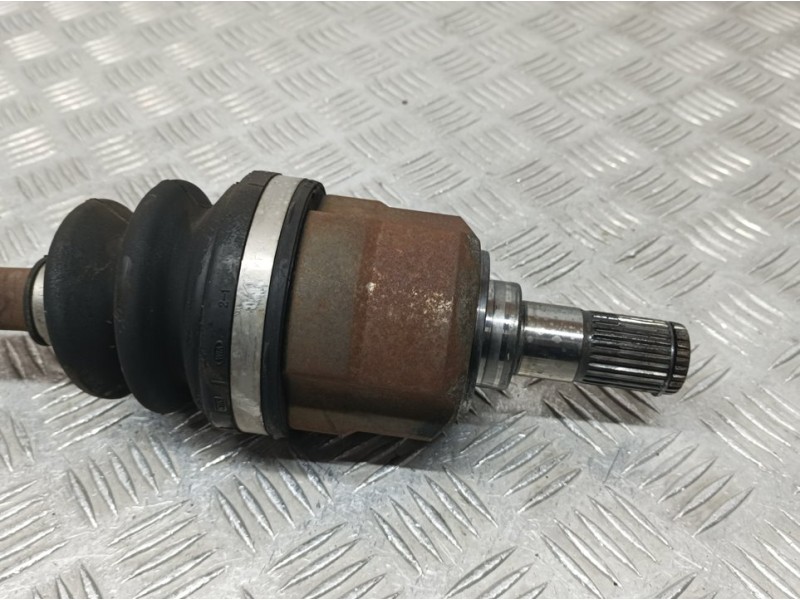 Recambio de transmision delantera izquierda para hyundai i30cw comfort referencia OEM IAM 495012L211  