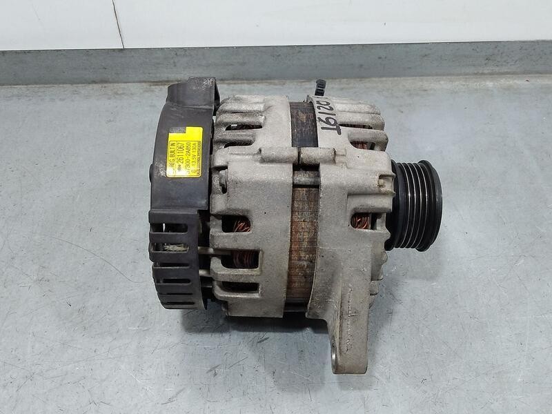 Recambio de alternador para hyundai i30 (gd) base referencia OEM IAM 373002A850 2611067 Valeo