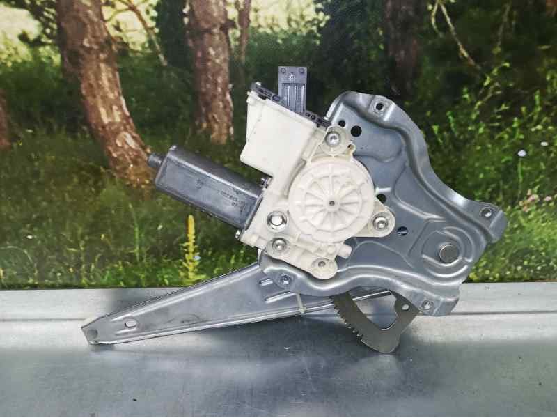 Recambio de elevalunas trasero derecho para toyota avensis berlina (t25) 2.0 executive berlina (5-ptas.) referencia OEM IAM 6983