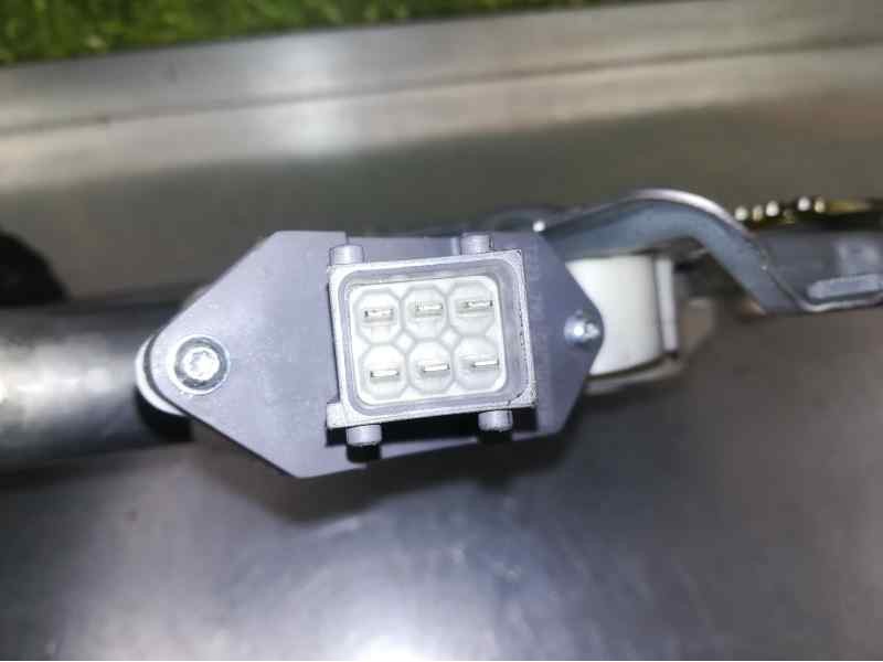 Recambio de elevalunas trasero derecho para toyota avensis berlina (t25) 2.0 executive berlina (5-ptas.) referencia OEM IAM 6983