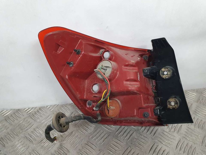 Recambio de piloto trasero derecho para kia rio (yb) tech referencia OEM IAM 92402H8000  EXTERIOR