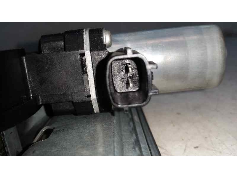 Recambio de elevalunas delantero derecho para renault captur dynamique referencia OEM IAM  2 PINS ELECTRICO