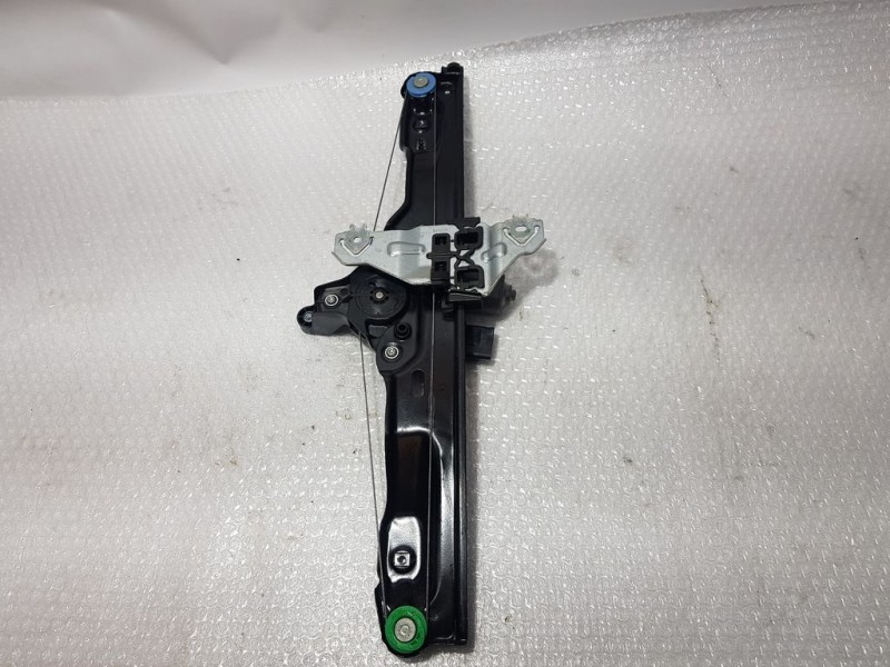 Recambio de elevalunas delantero izquierdo para nissan qashqai (j11) tekna referencia OEM IAM 807014EA0C  BROSE ELECTRICO 6 PINS