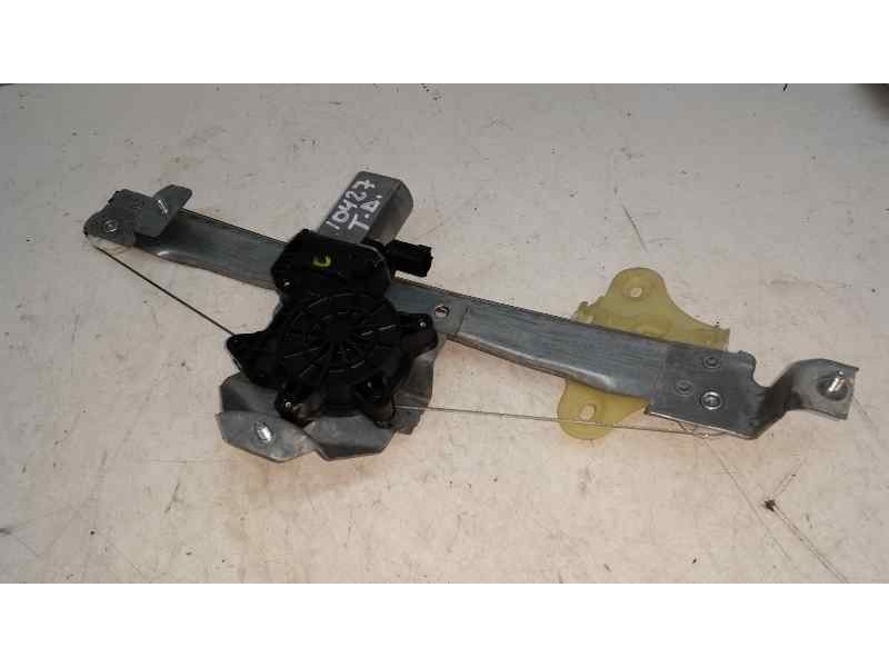 Recambio de elevalunas trasero derecho para renault captur dynamique referencia OEM IAM  2 PINS ELECTRICO