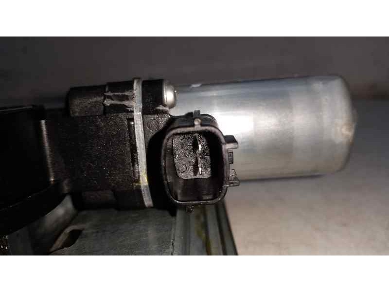 Recambio de elevalunas trasero derecho para renault captur dynamique referencia OEM IAM  2 PINS ELECTRICO