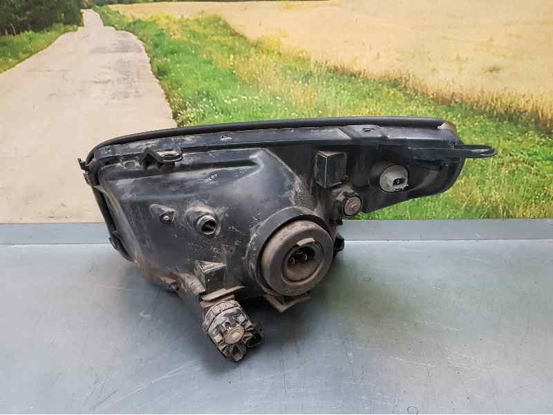 Recambio de faro derecho para toyota rav 4 (a2) 2.0 d-4d executive 4x4 (2003) referencia OEM IAM   PULIR