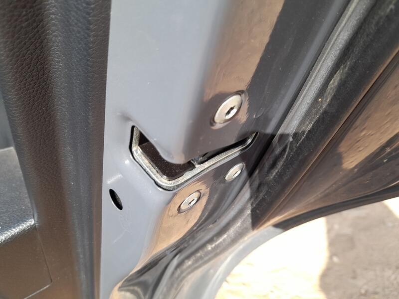 Recambio de cerradura puerta trasera derecha para kia stonic (yb) 1.0 t-gdi eco-dynamics+ referencia OEM IAM 81420H8020  