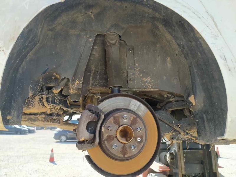 Recambio de plastico pase rueda tras. dch. para opel astra k lim. 5türig 120 aniversario referencia OEM IAM 39114954  