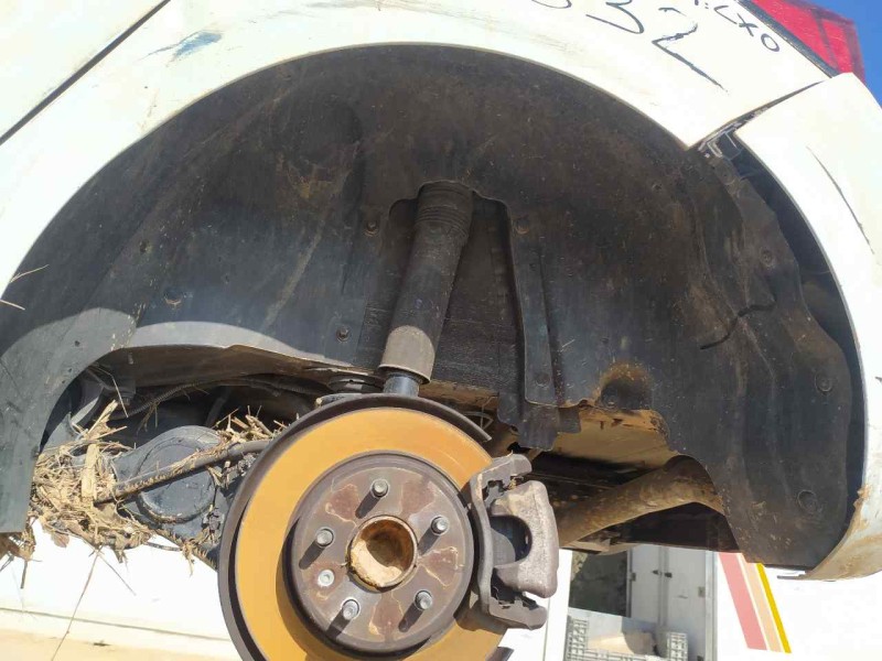 Recambio de plastico pase rueda tras. izq. para opel astra k lim. 5türig 120 aniversario referencia OEM IAM 39040822  