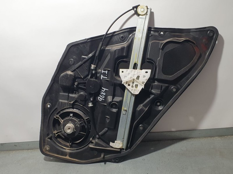 Recambio de elevalunas trasero izquierdo para mazda 2 lim. (de) 1.4 crtd active (5-ptas.) (50kw) referencia OEM IAM D6517397XC 2