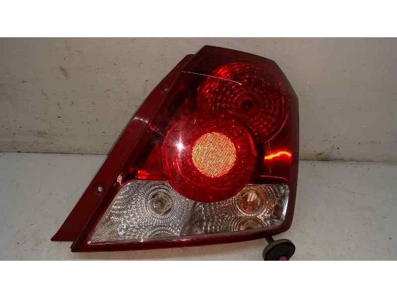 Recambio de piloto trasero derecho para daewoo kalos 1.4 sx referencia OEM IAM   ROZADO