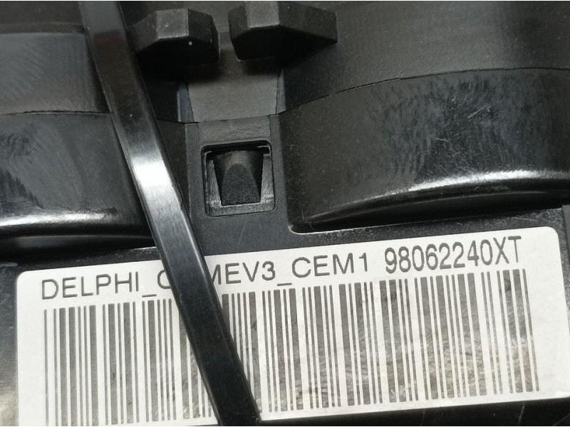 Recambio de mando luces y limpia para peugeot partner tepee style referencia OEM IAM 98062240XT  DELPHI