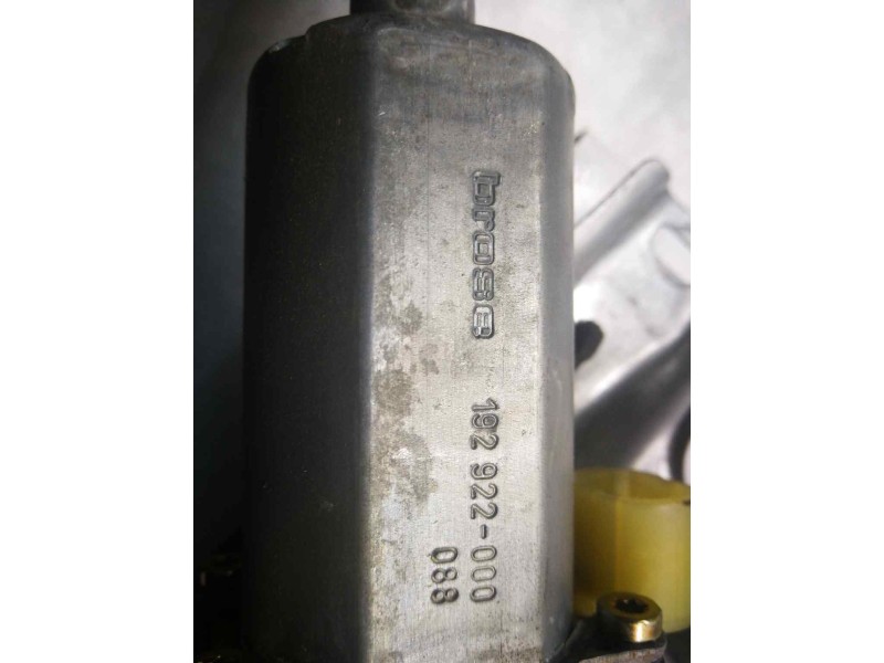 Recambio de elevalunas trasero izquierdo para renault laguna (b56) referencia OEM IAM 192922000  2 PINS