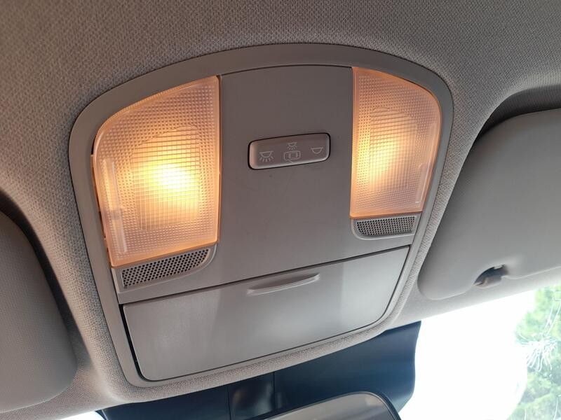 Recambio de luz interior para kia stonic (yb) 1.0 t-gdi eco-dynamics+ referencia OEM IAM 92800F2010BF3  
