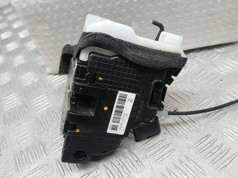 Recambio de cerradura puerta delantera izquierda para hyundai i20 coupe tecno referencia OEM IAM 81310C8320  