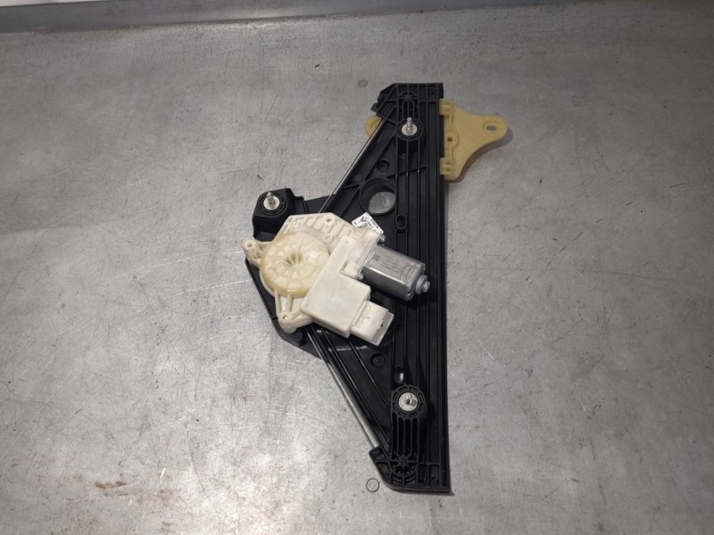 Recambio de elevalunas trasero derecho para renault clio v business referencia OEM IAM 827209773RA  ELECTRICO 6 PINES