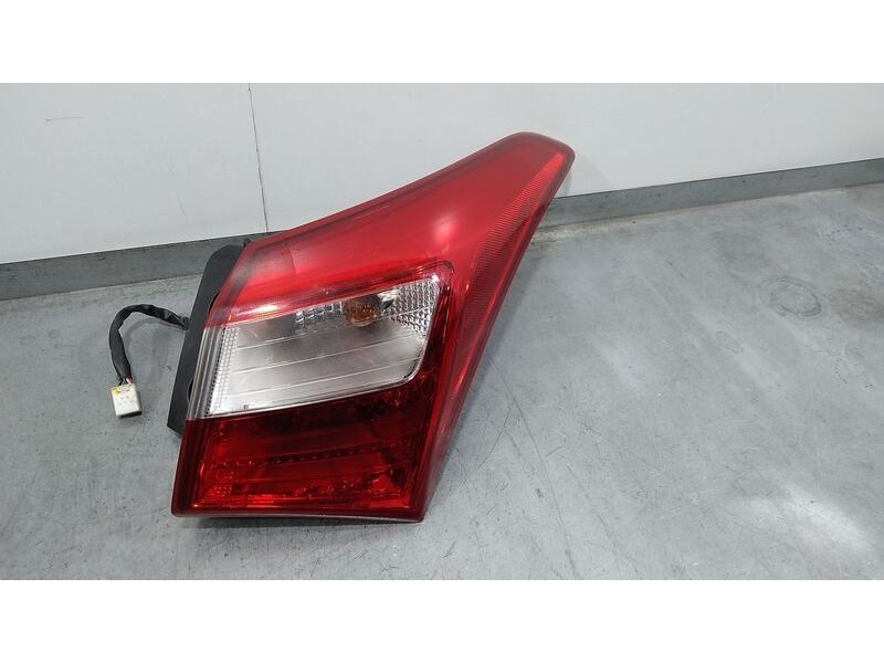 Recambio de piloto trasero derecho para hyundai i30 (gd) base referencia OEM IAM 92402A5020  EXTERIOR