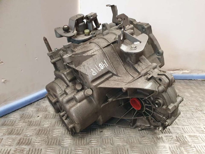 Recambio de caja cambios para mitsubishi colt berlina 3 (cz) 1.5 di-d inform referencia OEM IAM PMN130195 T000689692 5VELOCIDADE