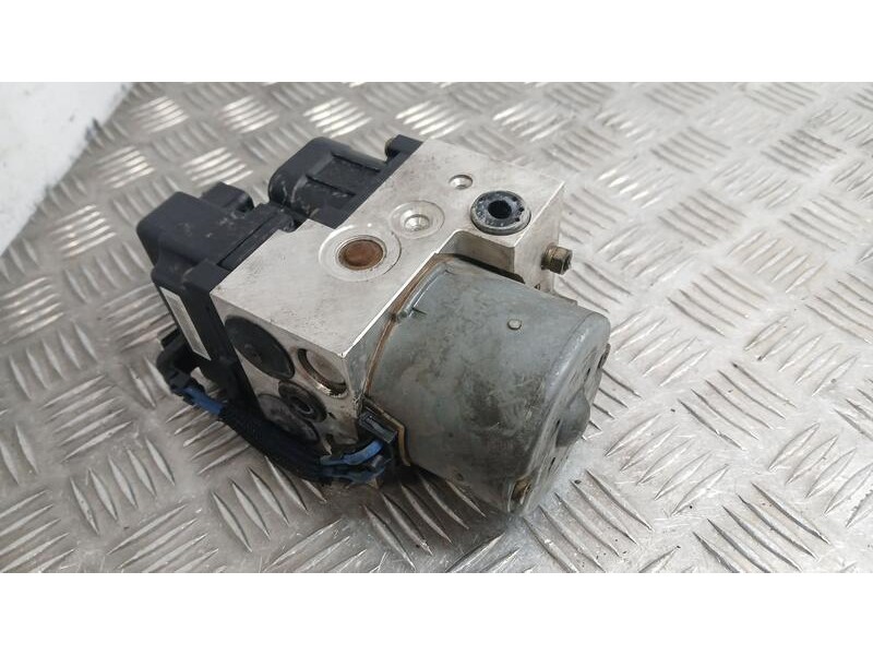 Recambio de abs para nissan almera (n16/e) acenta referencia OEM IAM 476604M521  1100004162