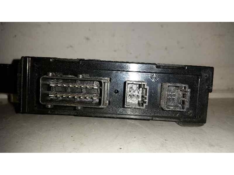 Recambio de motor elevalunas delantero derecho para peugeot 307 break / sw (s1) sw pack referencia OEM IAM   ELECTRICO