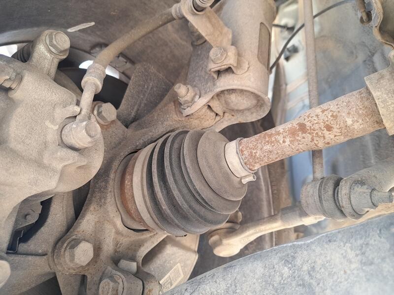 Recambio de mangueta delantera derecha para kia stonic (yb) 1.0 t-gdi eco-dynamics+ referencia OEM IAM 51716H8000  