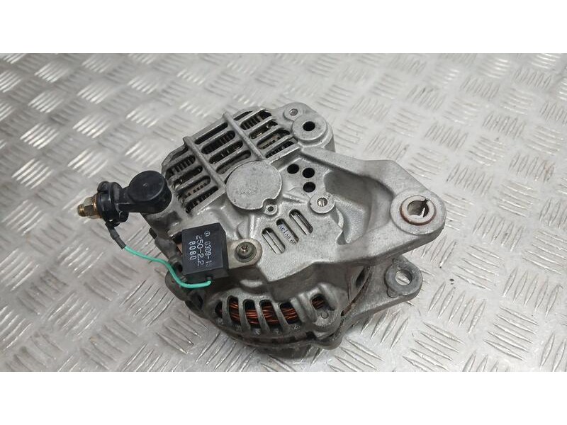 Recambio de alternador para nissan almera (n16/e) acenta referencia OEM IAM 231005M310 MITSUBISHI A3TB0771
