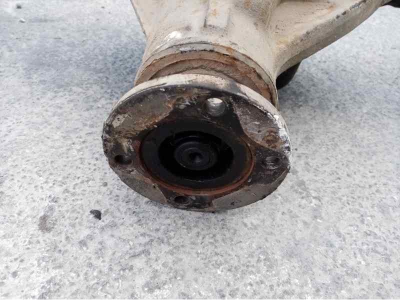 Recambio de puente trasero para ssangyong family referencia OEM IAM   C GRUPO DIFERENCIAL Y TRANSMISIONES