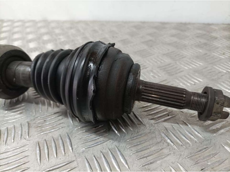 Recambio de transmision delantera derecha para renault megane i berlina hatchback (ba0) 1.4e rn (baoe) referencia OEM IAM 770146