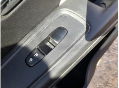 MANDO ELEVALUNAS DELANTERO DERECHO 254114BA0A 