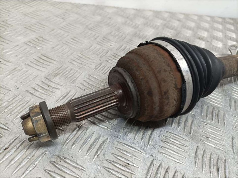 Recambio de transmision delantera izquierda para renault megane i berlina hatchback (ba0) 1.4e rn (baoe) referencia OEM IAM 7701