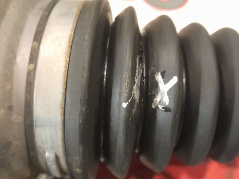 Recambio de transmision delantera derecha para infiniti q30 1.5d referencia OEM IAM A2463600274  