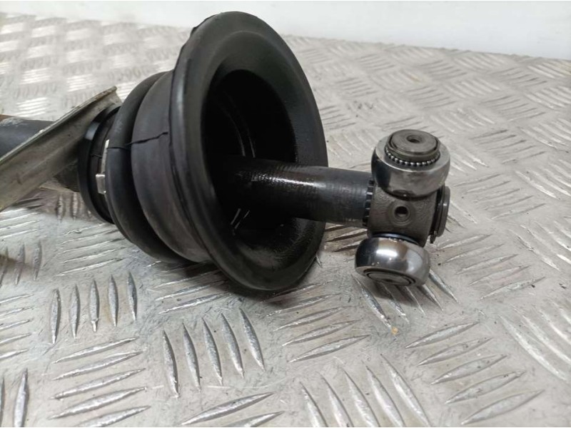 Recambio de transmision delantera izquierda para renault megane i berlina hatchback (ba0) 1.4e rn (baoe) referencia OEM IAM 7701