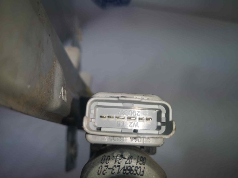 Recambio de elevalunas delantero izquierdo para peugeot 207 confort referencia OEM IAM 9634457580  6 PIN