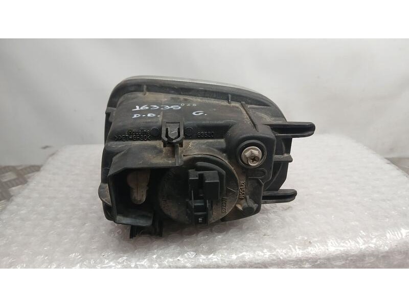 Recambio de faro antiniebla derecho para nissan almera (n16/e) acenta referencia OEM IAM 261504M426  