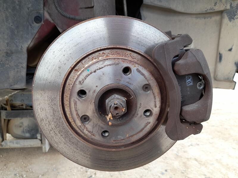 Recambio de mangueta delantera derecha para citroën c3 i (fc_, fn_) 1.4 i referencia OEM IAM 1607557580  