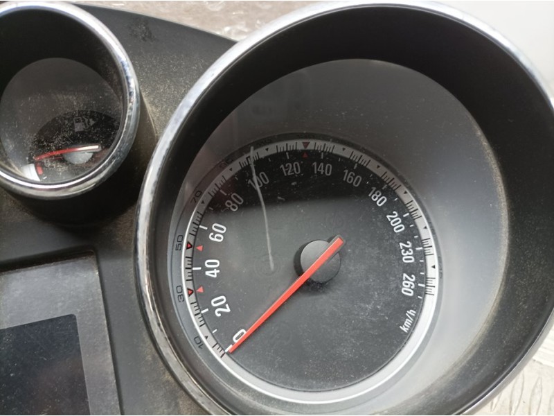 Recambio de cuadro instrumentos para opel insignia berlina edition referencia OEM IAM 12844135 A2C53353779 VDO