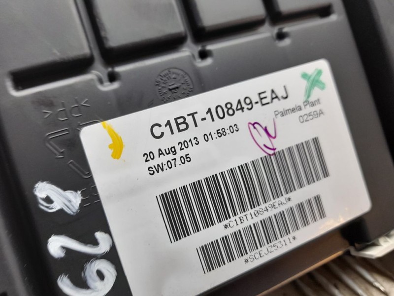 Recambio de cuadro instrumentos para ford fiesta (ccn) black edition referencia OEM IAM C1BT10849EAJ  