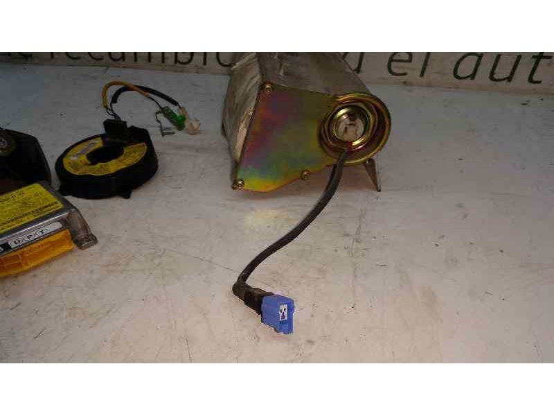 Recambio de kit airbag para kia rio ls berlina (5-ptas.) referencia OEM IAM 0K32B677F0  